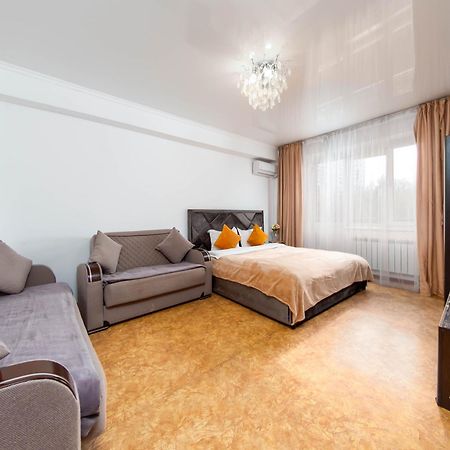 Apartment Оn Makatayeva 5 B 阿拉木图 外观 照片